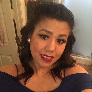 Meet your Posher, Maritza